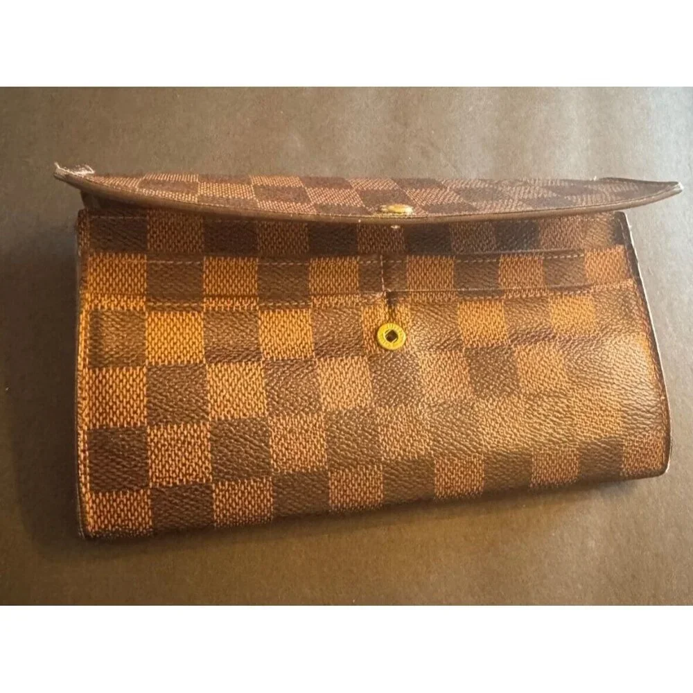 Louis Vuitton Damier Ebene Sarah Long Wallet 100% authentic